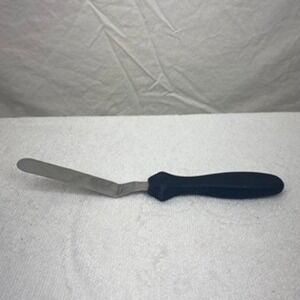 Wilton Comfort Grip Offset Spatula 9 Inch Stainless Steel Blade Cake Decorating